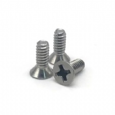 Cross recessed machine screws